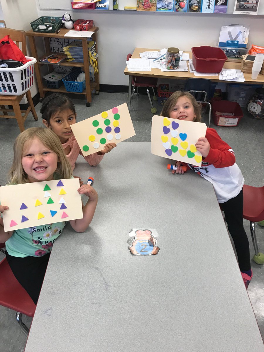 netcongschool's tweet photo. Students in Mrs. DeKleine's Kindergarten class putting their math skills to work! #mathrocks #netcongschool https://t.co/cpJkcFFL4b