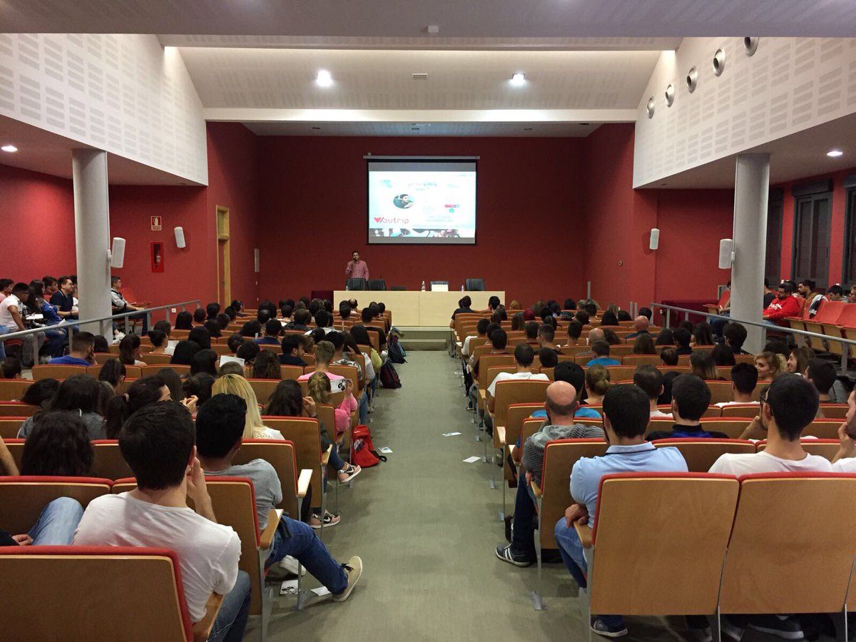 EmilioIndie's tweet photo. Experiencia top exponer n las Charlas Motivacionales para FP d #FundacionRepsol y @emprendecise hablando d @WoutripOfficial y emprendimiento https://t.co/oq0Q27j8W1