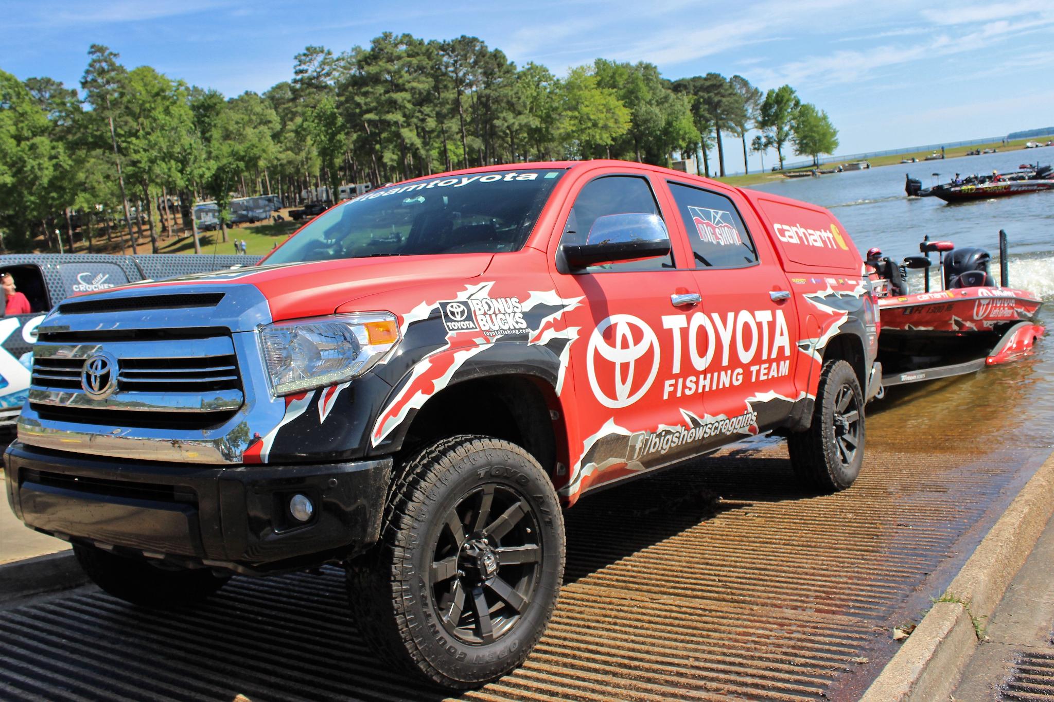 Toyota USA on X: What a turnout at our 6th annual #ToyotaOwnersTournament.  Thank you to all of our loyal truck owners and anglers for participating!  #TBT  / X