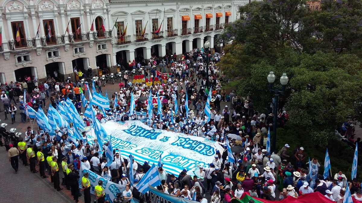 SECOB_Ec's tweet photo. “Este es un momento especial, porque cumplimos con una oferta de campaña”, @Lenin Moreno #TodosConLaConsulta https://t.co/slHij5i1IH
