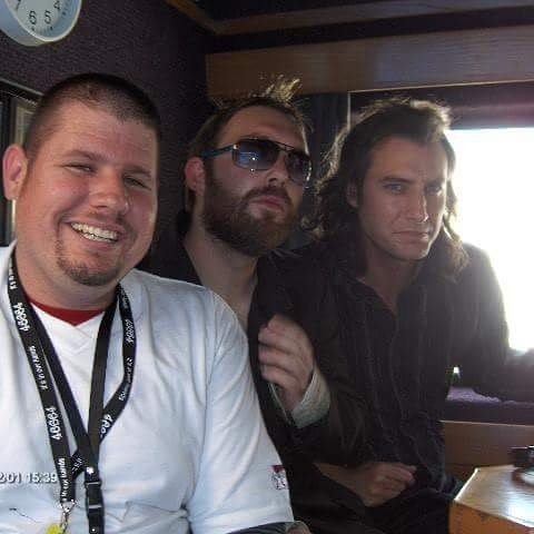 dougandersonza's tweet photo. #tbt Mandela Concert 2007 with @jonsavagerocks #TheVoiceOnWheels #DougAnderson https://t.co/7xxwqcnBqD