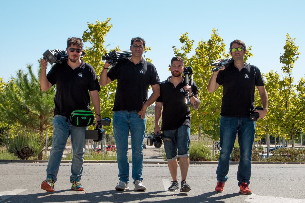 mister_nilson's tweet photo. Los hombres de MisterNilson 😎🐒
#misternilson #misternilsonstaff https://t.co/QNX5VtBHk7