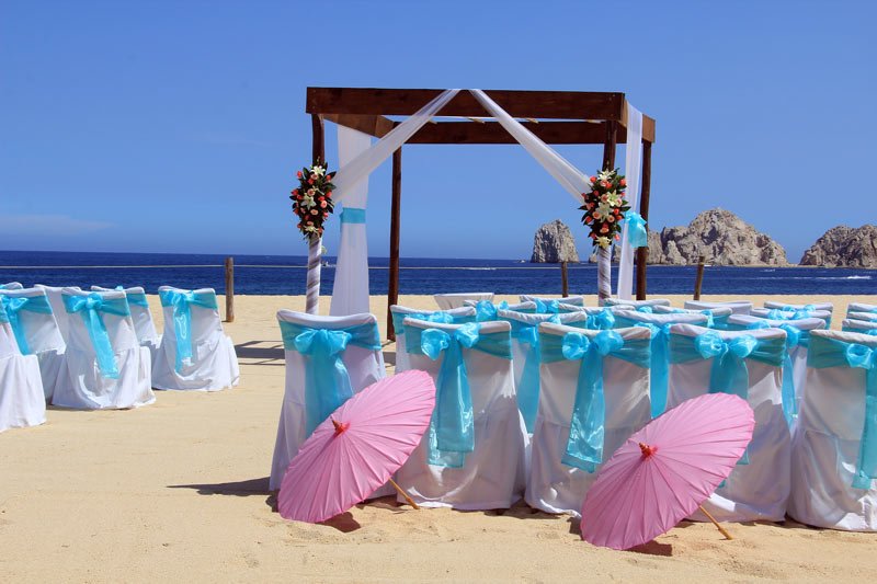 CIAzumanoTravel's tweet photo. Beach Weddings Are The Best! https://t.co/vexcKaTNNa #betterexperiences #personalizedplanning https://t.co/UKcwa4BJrl