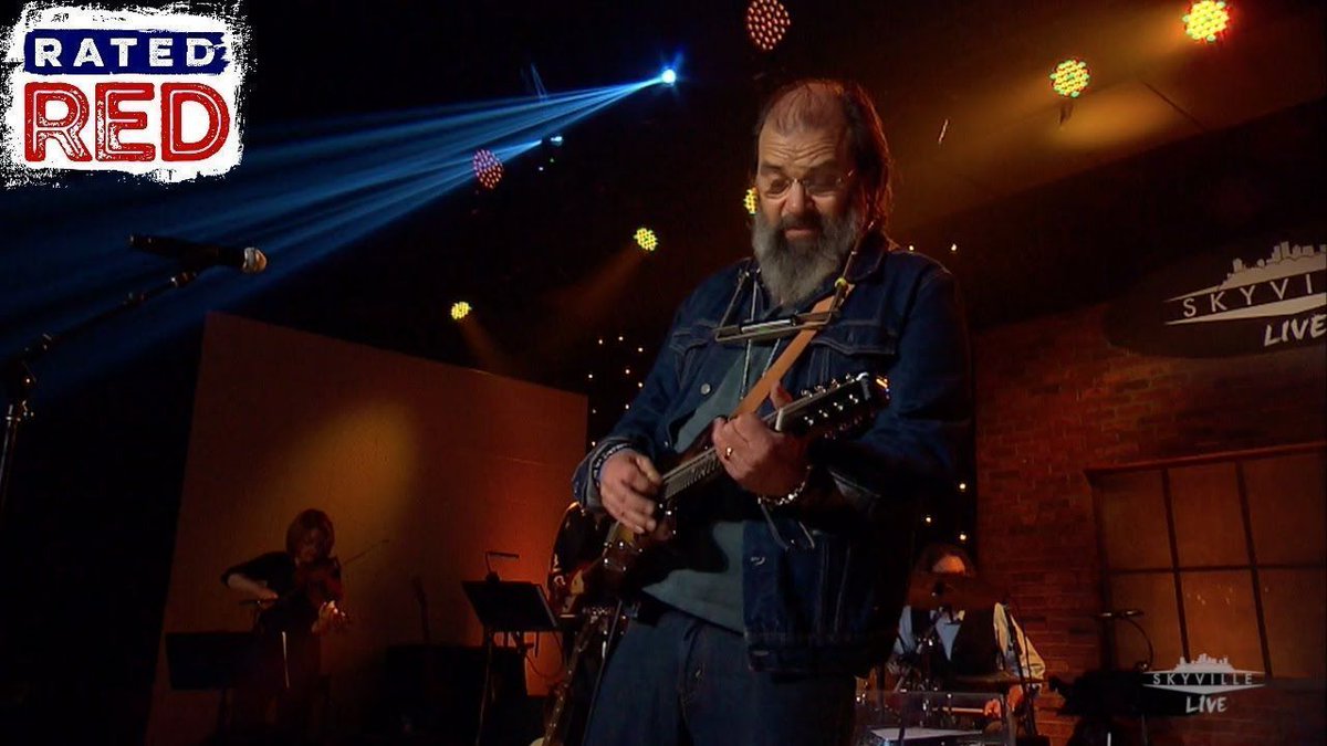 --->

Steve Earle / Copperhead Road

buff.ly/2zQgUIm

#music #video #bestlyrics #storytellers #literature #lyrics