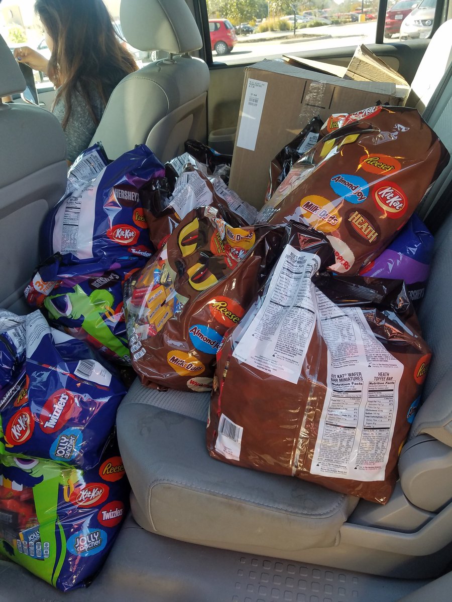 RuddersLanding's tweet photo. Heading up to the George Bush Library to drop off candy for this Sunday's "Night at the Museum"! https://t.co/D7mpa4uEaA