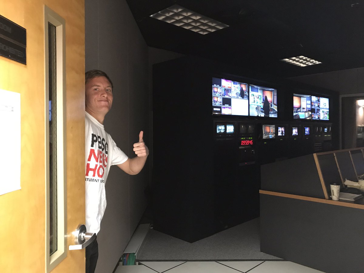 fhsjagtv's tweet photo. Great visit today at @wtvi charlotte with Forestview's PBS SRL team #iamsrl https://t.co/MnR1U6RsUd