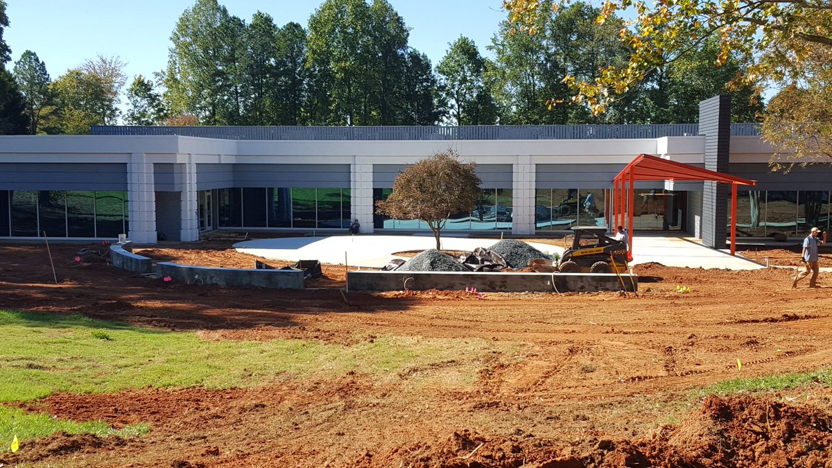 107ATP's tweet photo. Making progress, our outside workspace will be complete Nov 1st!!! #Atlantatechpark https://t.co/gMwJlrNtPz