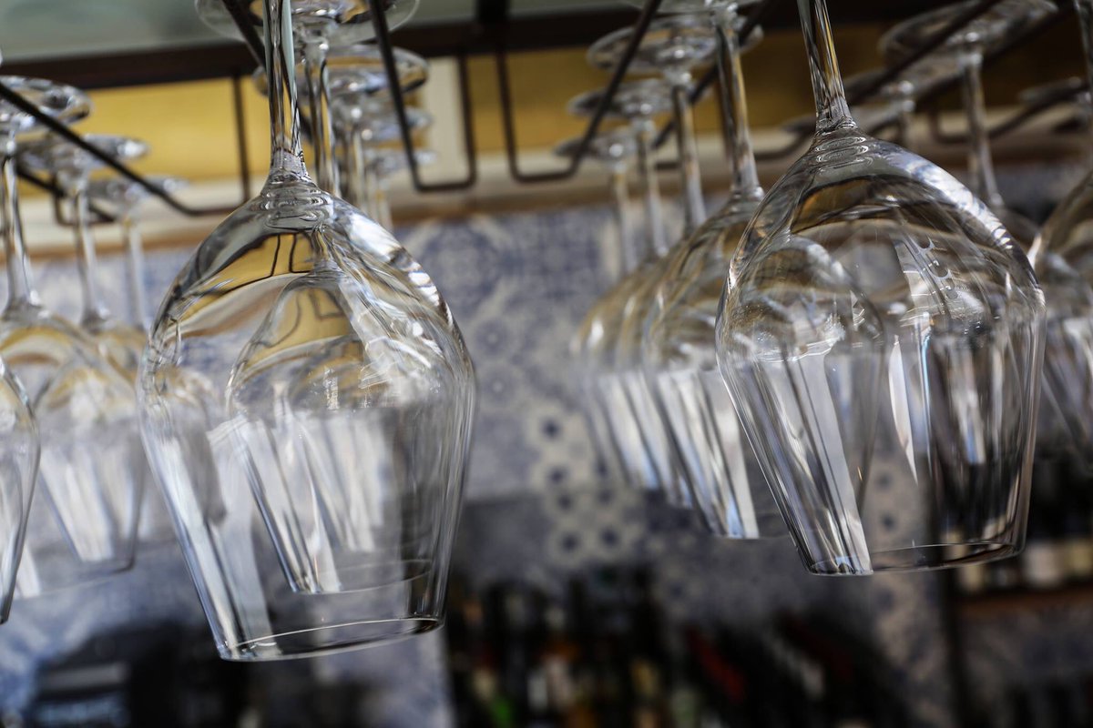 We open at 12 Saturday &amp; Sunday lunch this weekend, as <a href="/sealed_knot/">The Sealed Knot</a> re-enact the Storm of Bristol. Come by, drink wine, observe some warfare