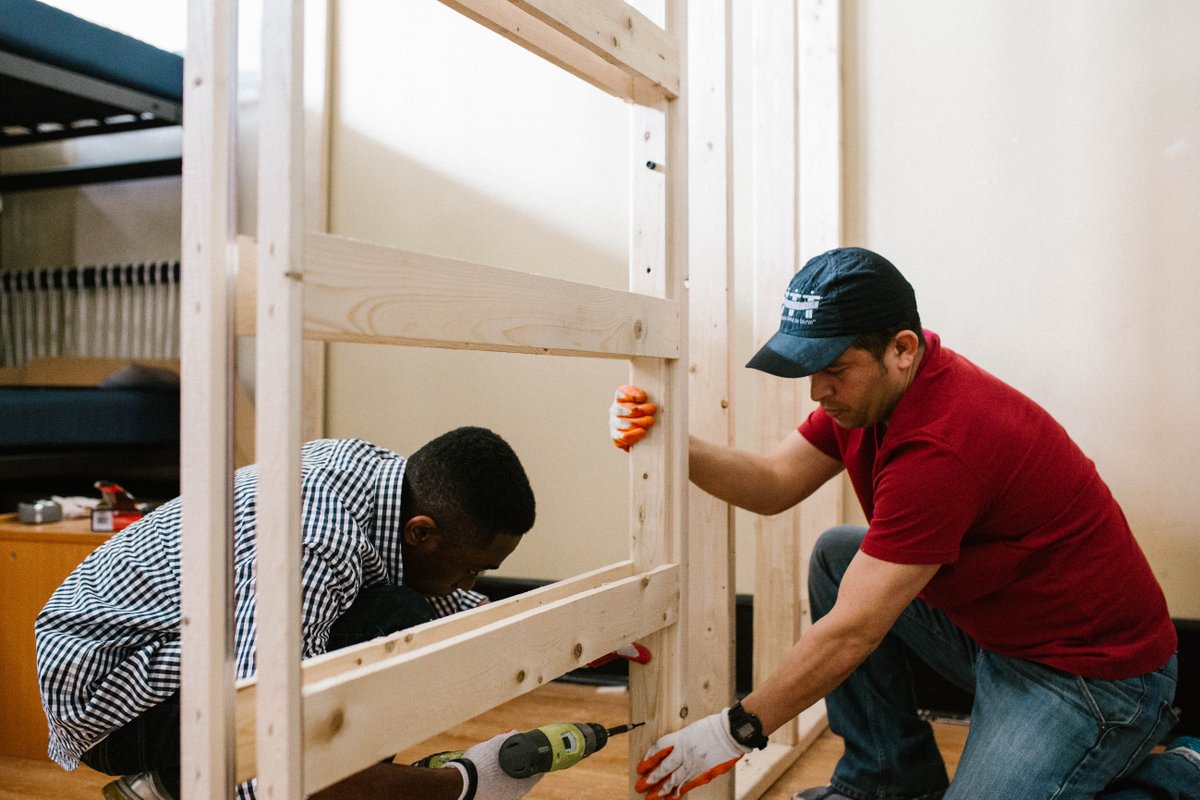 716Ministries's tweet photo. Our #workreadinessprogram gives men & women hands-on construction or culinary experience that they can put on their resumes! #716Ministries https://t.co/112zKRJ6FX