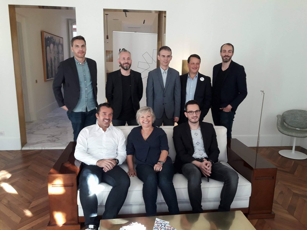 clubdelacom_'s tweet photo. Un grand merci aux membres du jury pour leur participation aux #TropheesCom ! 👏 https://t.co/jj6gJ2V04k