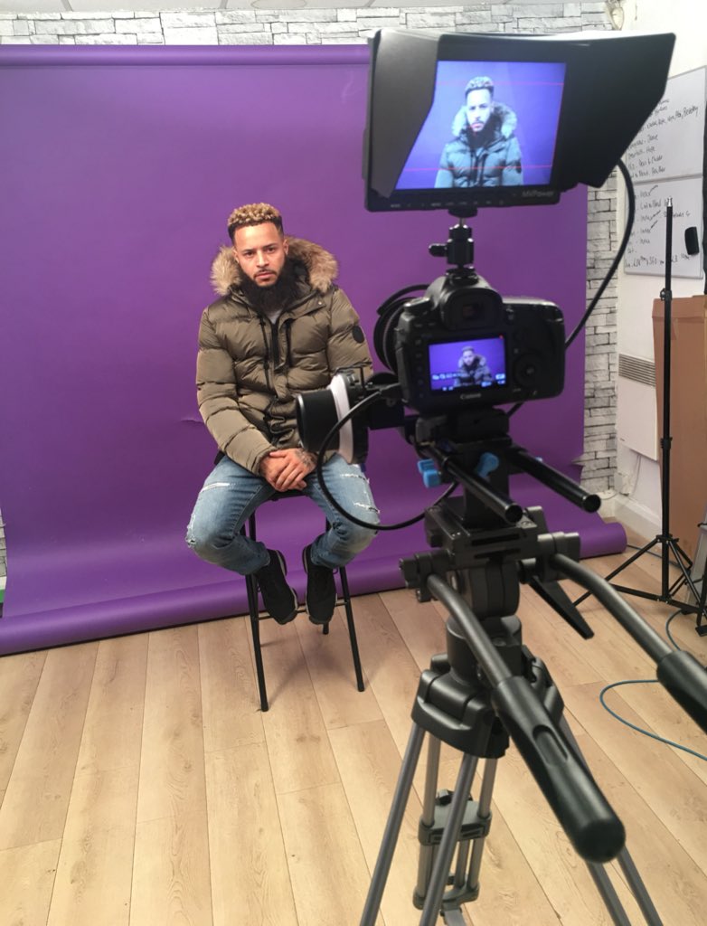 LiveelyTV's tweet photo. On set w/ @TerrollLewis for #ShotAnswers 🥃😝  | #LiveelyTV https://t.co/iO6rHr0TF8