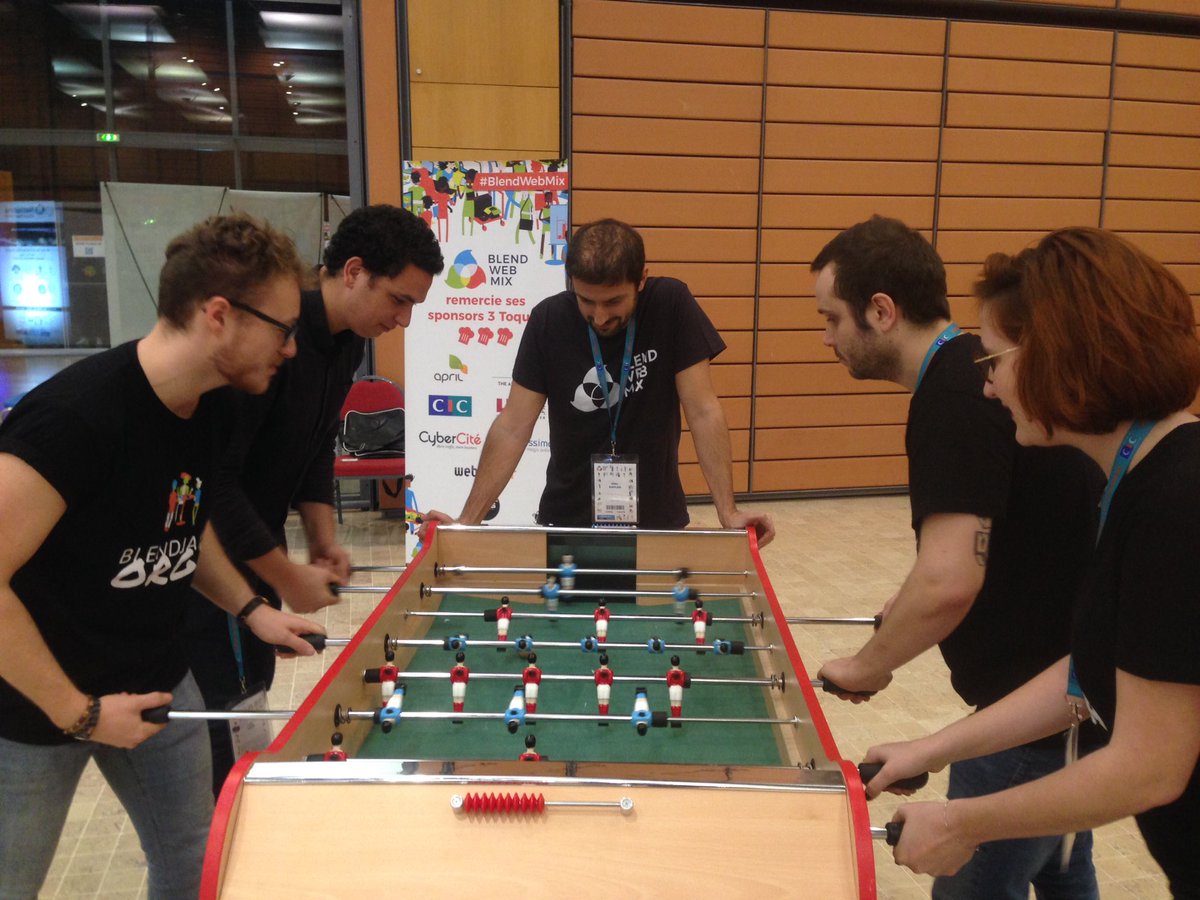 vanessakaplan's tweet photo. Gamelle ! #blendwebmix #blendjam #blendkids https://t.co/jvon28KcUI