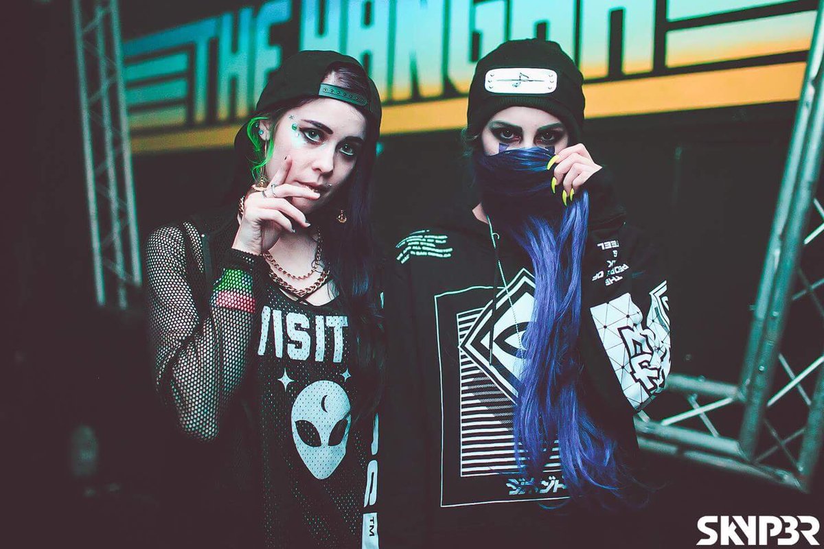 evilcattwinz's tweet photo. Can't wait to get creepy with you guys at #clubgrid this Saturday! https://t.co/lM9qcpGW7R use code 'evilcatz' for $ off 👻😈👽💜 https://t.co/wlVEpa8yfe