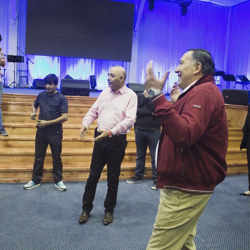 ApostolFelixO's tweet photo. Apóstol @pastorjorgeled y Pastora Alicia ¡Es una bendición enorme tenerlos en nuestra nación!
¡Mañana damos inicio a #ICAP17 https://t.co/9xi6KKW1oi