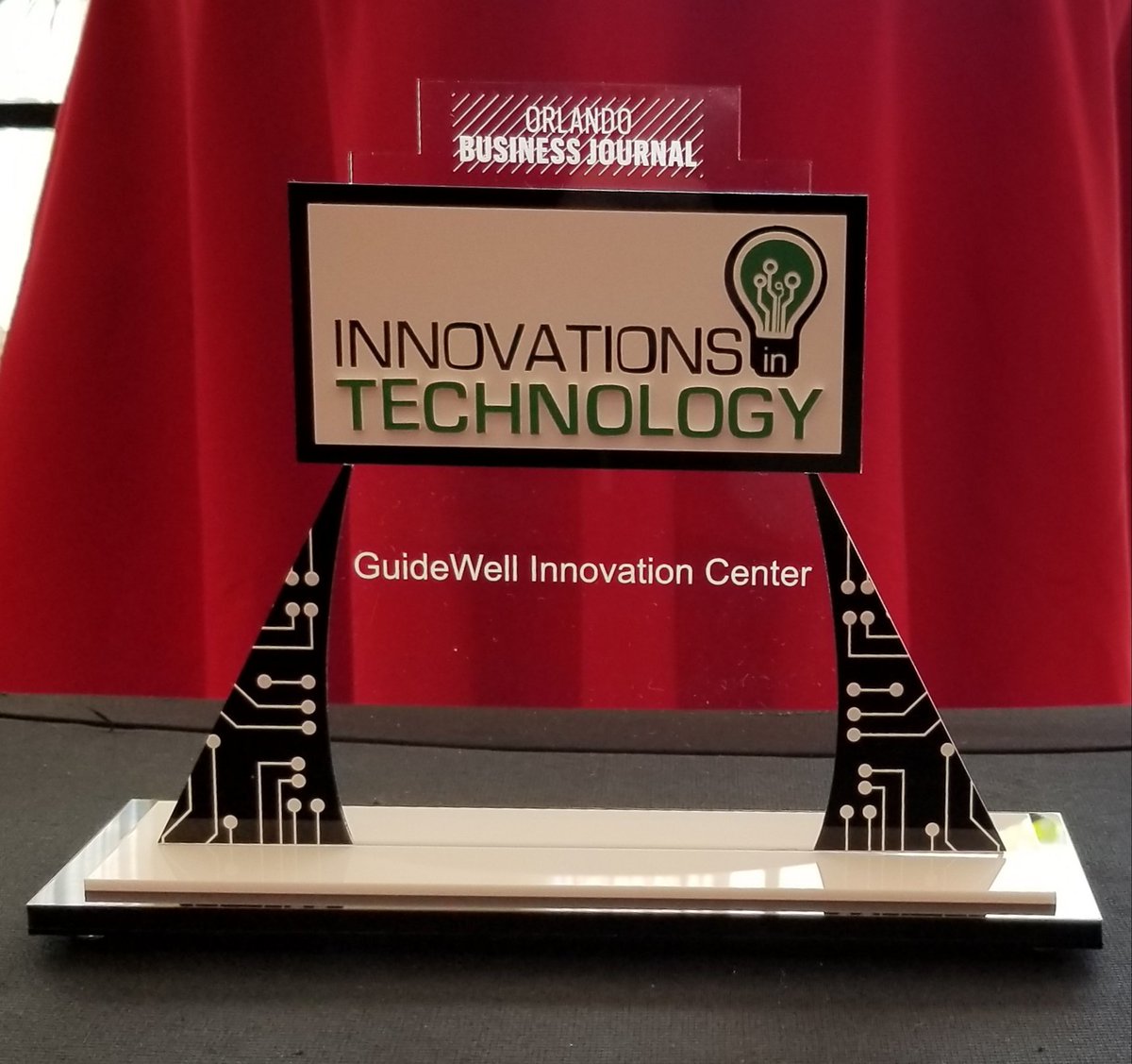 ChristieSays's tweet photo. .@CindyBarthOBJ called the @_GuideWell Innovation Center one of her favorite places when presenting @ReneeRFinley with the #InnovationsInTech award https://t.co/pvyZhXAU3V