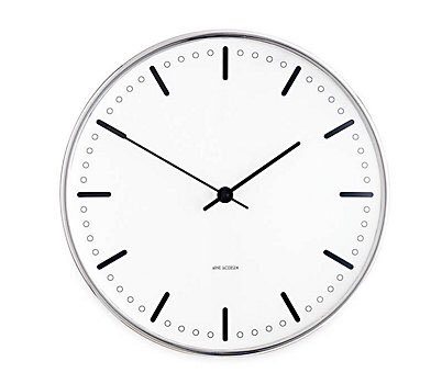 Remember - the clocks go back this weekend...(We can't believe it either!) #Swansea #clocksgoback