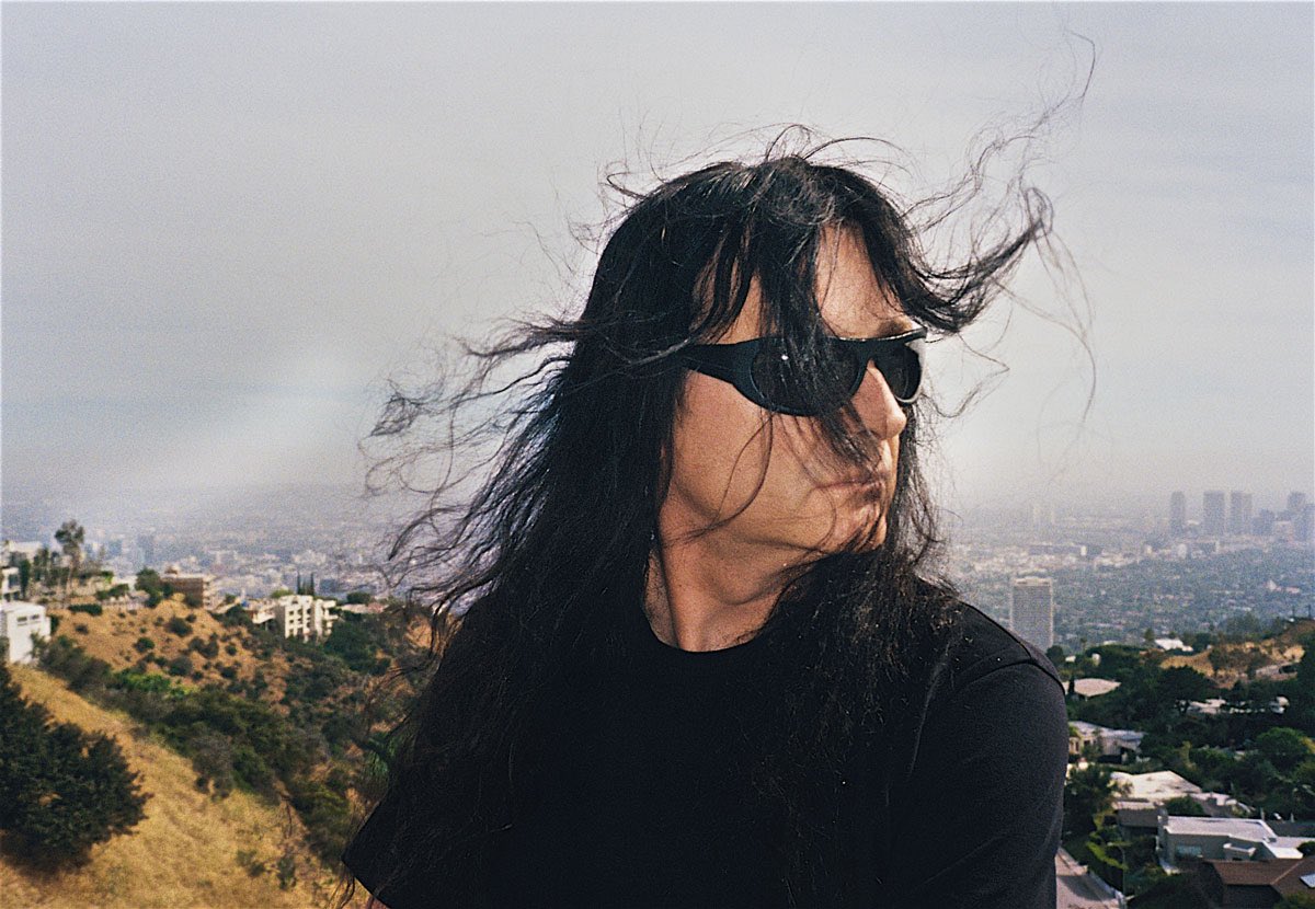 매즈 미켈슨이 정치적 암살자들의 지하세계를 배경으로 한 액션 스릴러 영화 “폴라(Polar)”에 출연합니다. Jonas Åkerlund(사진)감독이 연출합니다....