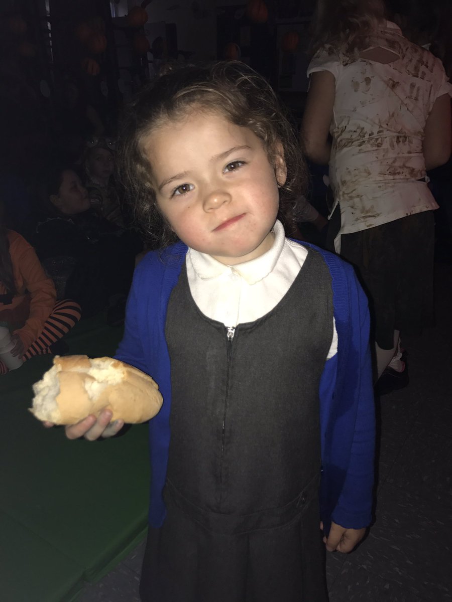 CCPPSchool's tweet photo. π We had a great time in the #ccpPTA scary movie night #ccpfun #ccpcommunity π https://t.co/cDpi82bkNb