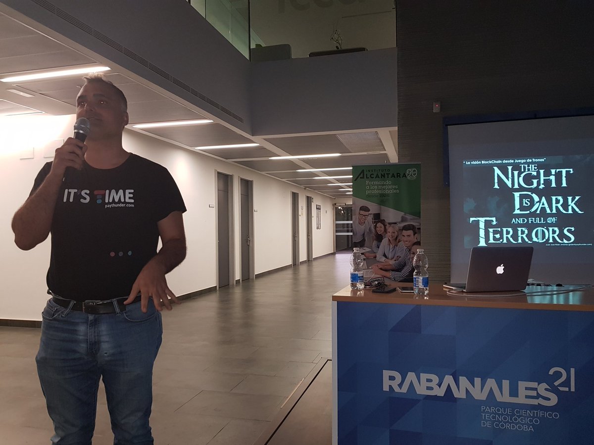 CordobaTweet's tweet photo. Continuamos con @jjriderWUL4 sobre #Blockchain #Bitcoin comparándolo con Juegos de Tronos. #CrytoTweet #CordobaTweet #CordobaEsP https://t.co/QhrZu2aVy6