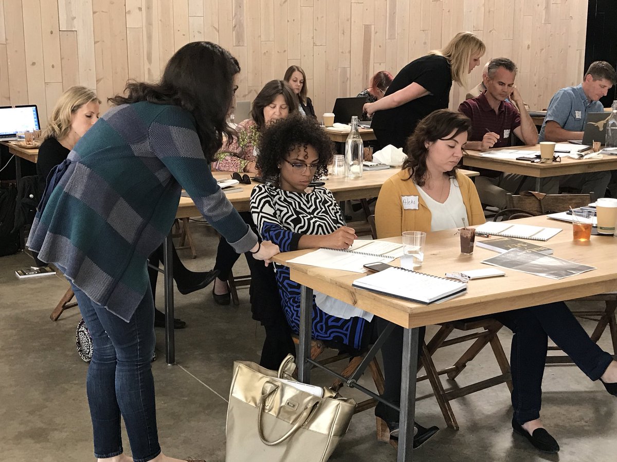 Sol_Marketing's tweet photo. We’re back from lunch and identifying our values and beliefs, with the help of Sol Sunbeams Shaina and Megan! #8HourBrand https://t.co/ijh5o0CQlC