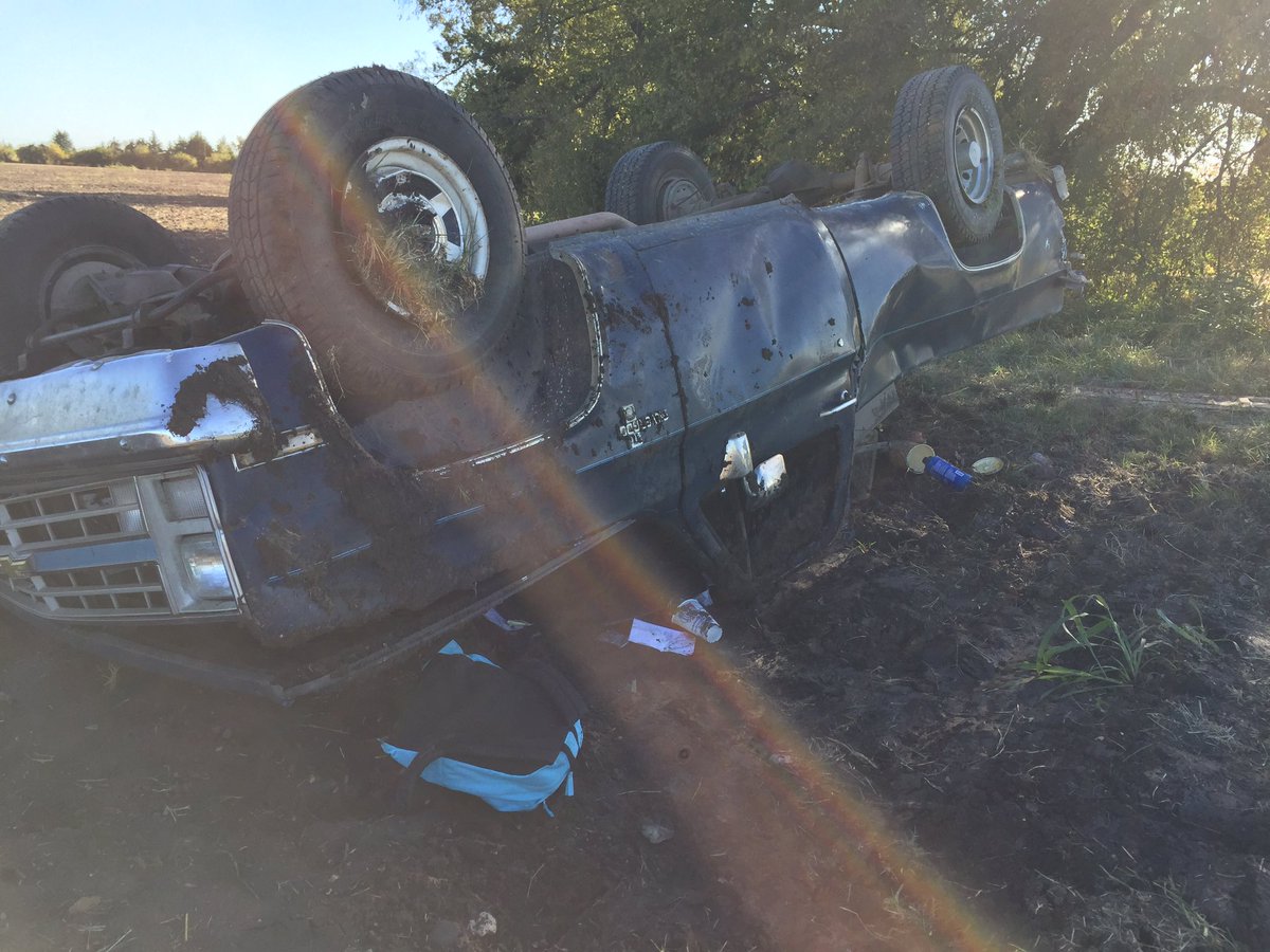 erin_killian00's tweet photo. Lucky to walk away from this yesterday after school. #GodIsGood https://t.co/WNiGp0FS4I