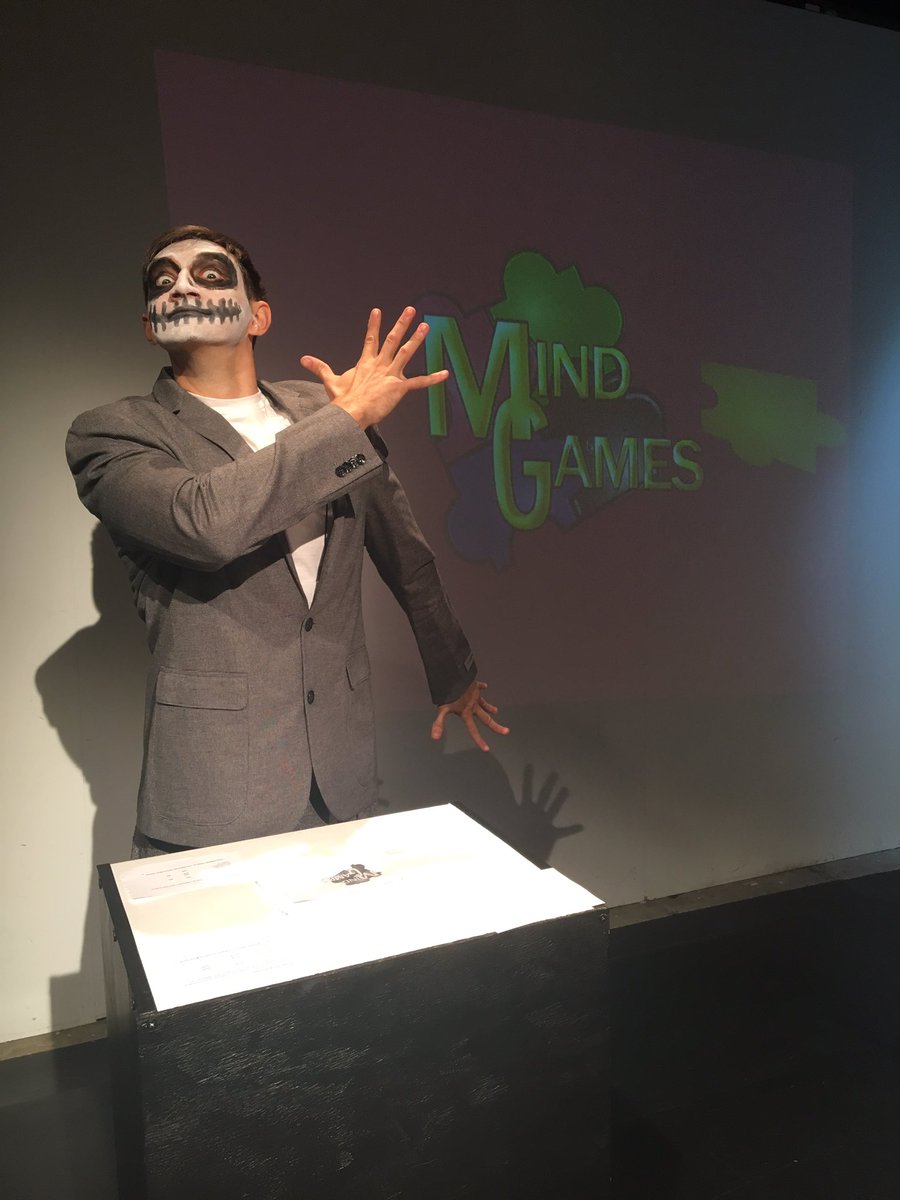 USCMindGames's tweet photo. Introducing our ghostly host: Nick Skellington. Tune in on https://t.co/L5SpgeFTeI at 11am! 💀💀 https://t.co/rB2Vp0bMPL
