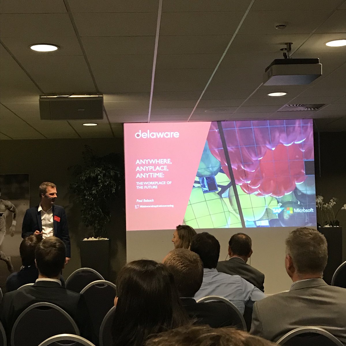 SpTomDB's tweet photo. My favourite topic brought by one of my favourite speakers @dotoRun @delawareBeLux #delawareinspirationevening https://t.co/hdgUBPVSZc