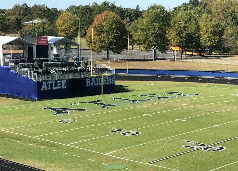 We are ready! #lightsout for senior night! <a href="/ATLRaiderNation/">Atlee High School</a>  <a href="/FieldExperts/">SFMA</a> <a href="/AtleeFootball/">Atlee Football</a>  #wearethehomefieldadvantage