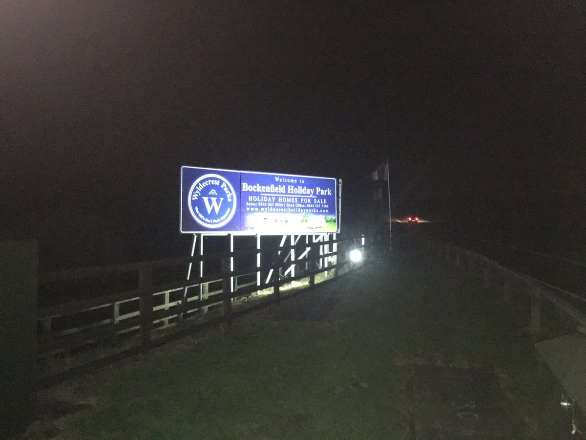 MichaelWilds's tweet photo. New floodlights to the entrance signage @bockenfieldpark looking great!! @Wyldecrest https://t.co/GZXRiMogpN