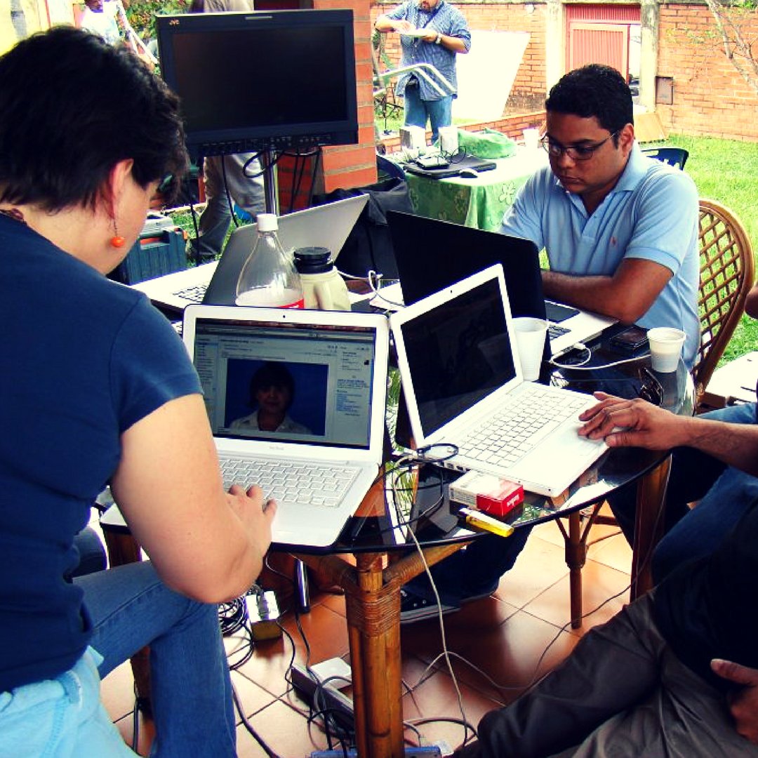 deepgroup_intl's tweet photo. #TBT Making Of Promoción fin de año BBVA Provincial año 2011 #DeepInternational #DeepMojo #Recuerdos #Memories #AdvertisingAgency https://t.co/T6h5hjp82e