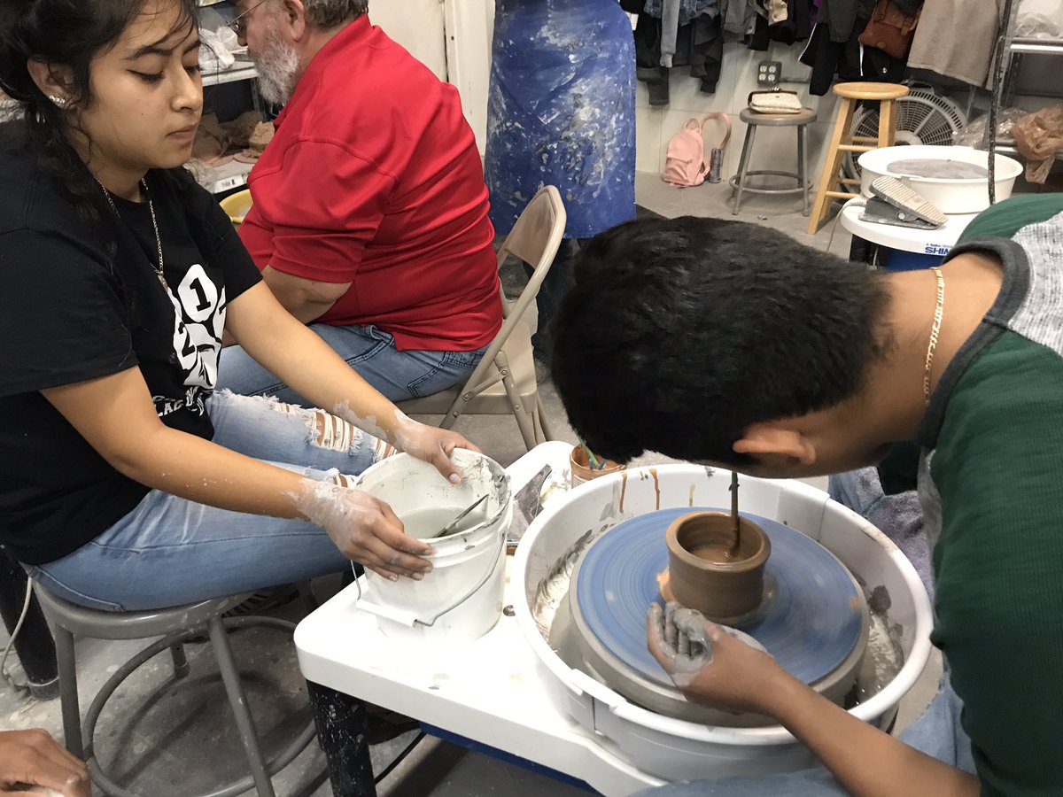 witherowart's tweet image. Art 3 &amp;amp; @chsapstudioarts Ss had a great trip to the @clayladycampus for a throwing class. @CHSLionNation @cjmarczak