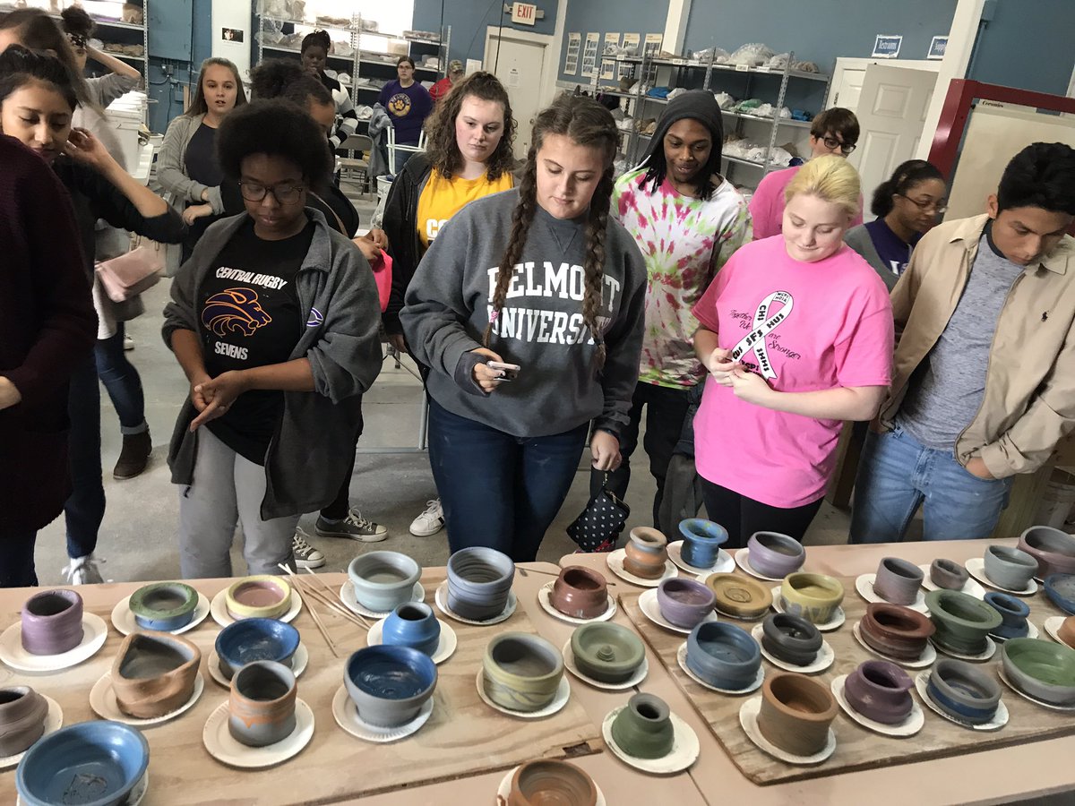 witherowart's tweet image. Art 3 &amp;amp; @chsapstudioarts Ss had a great trip to the @clayladycampus for a throwing class. @CHSLionNation @cjmarczak