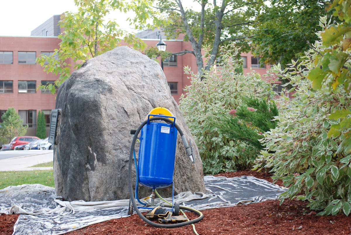 QuartermainCntr's tweet image. Have you seen our erratic just outside @QuartermainCntr? Come and see!  It has just been cleaned and has MANY stories to share!
#Geology