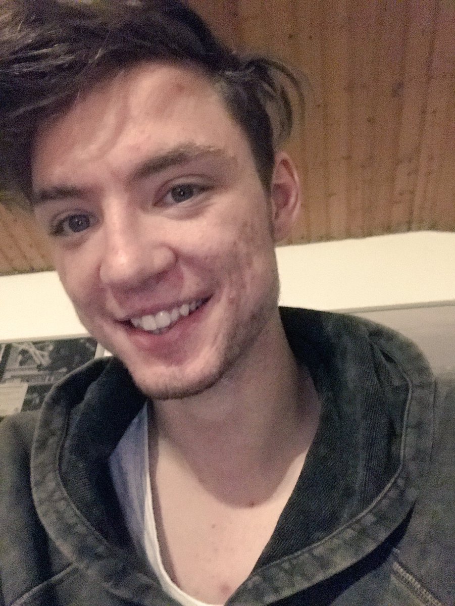 dielochis's tweet photo. okay war nur 1 joke, heiko hier lol https://t.co/gQoKMOz8TP
