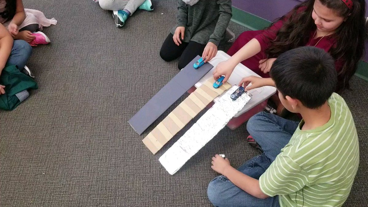 MissBrinaMorais's tweet photo. Science experiment 
#exploringfriction https://t.co/DwKd6Dx7Ko