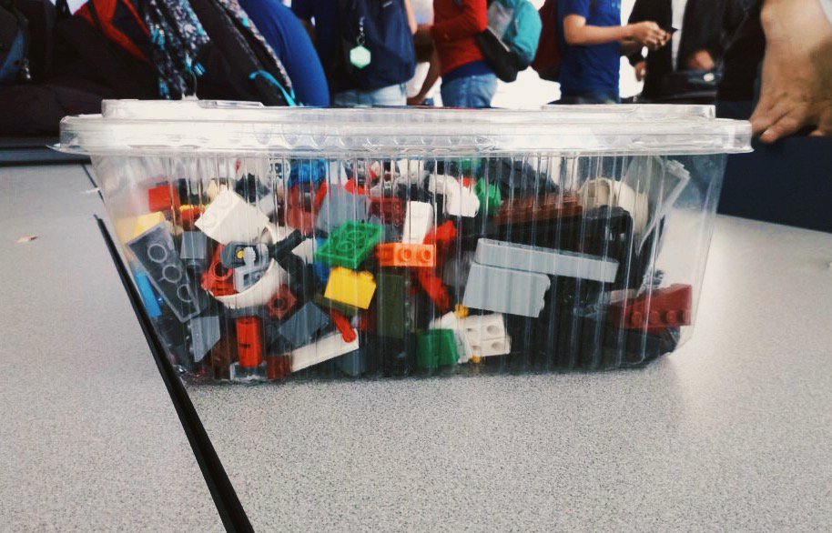 Muchas felicidades a Gustavo Thompson, nuestro ganador de Adivina la Cantidad. ¡Disfruta tu pizza!🍕✨