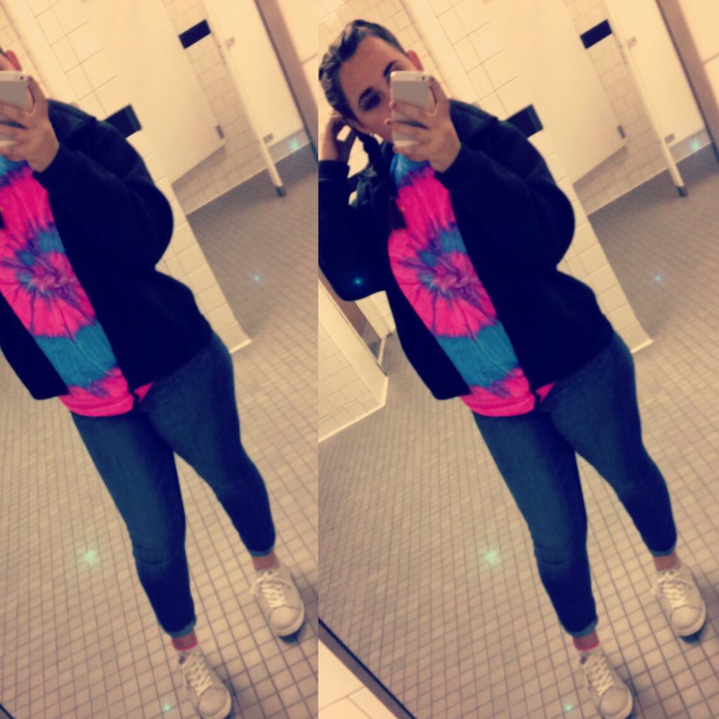 mirandaclubb's tweet photo. #NewProfilePic https://t.co/FQJGg4E2Km