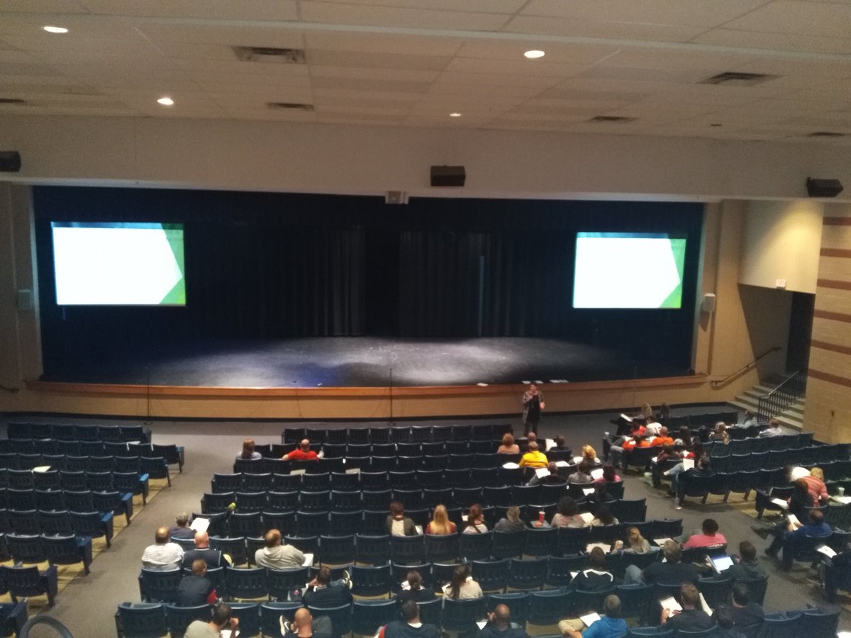 BlazeLibrary's tweet photo. @BlazeLibrary roommate Mrs. Denise Nordin speaking about success criteria at our @rucoschools PLC @bhsjustus #feedbackis.75 https://t.co/Dpzgv0PNGc