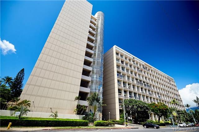 HawaiiHomesIntl's tweet photo. #Honolulu high Floor #condo with Fantastic Views of #Waikiki and Ala Wai! 

For Instant Info Visit!
https://t.co/DK3H3iGEXL https://t.co/lKicwGkg0n