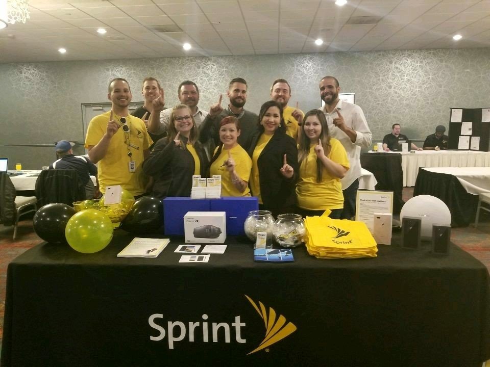 Our @Sprint4Denver team is at the <a href="/NtnlCareerFairs/">NationalCareerFairs</a> in #Denver . Drop by to take your career to the next level! <a href="/GregPost11/">Greg Post</a> #WorksForMe
