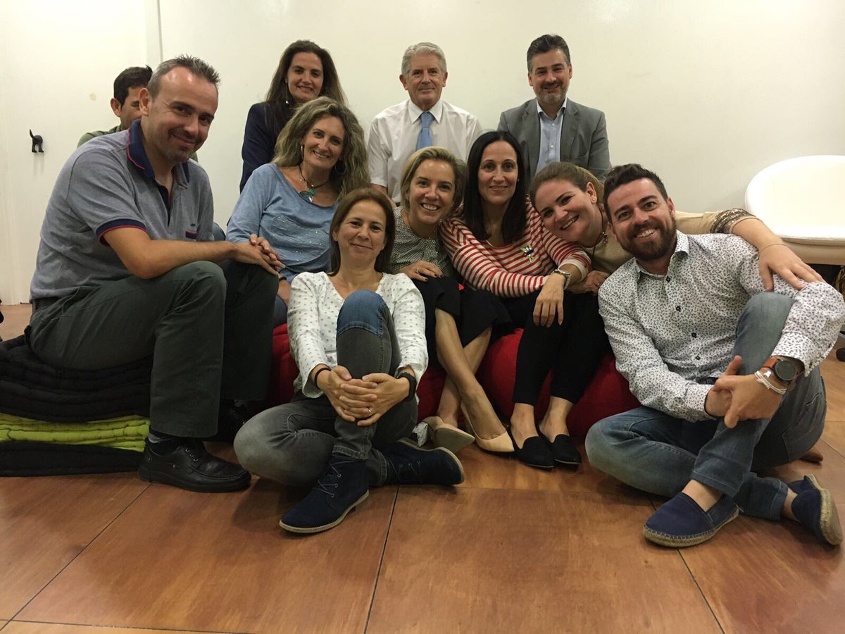 AdelaMCacha's tweet photo. #equipo #ideas #ilusión #muchaRM #educación #juventud #deportes #Seguimos https://t.co/3Mwe6iZoAZ