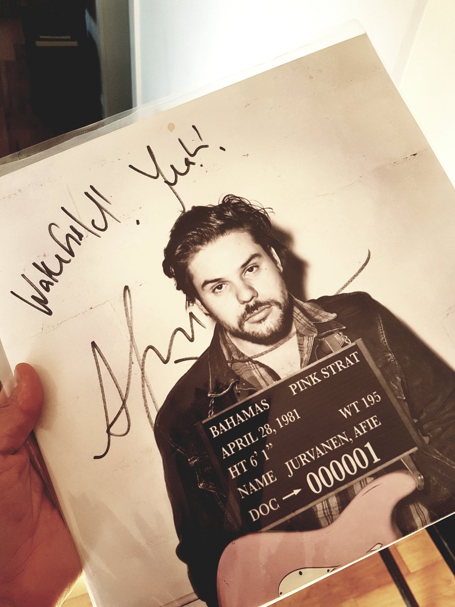 hey <a href="/brushfire/">Brushfire Records</a> for extra credit here's my signed OG copy of Pink Strat from the 2011 tour <a href="/BahamasMusic/">Bahamas</a> #repeatingmyself #southerndrawl