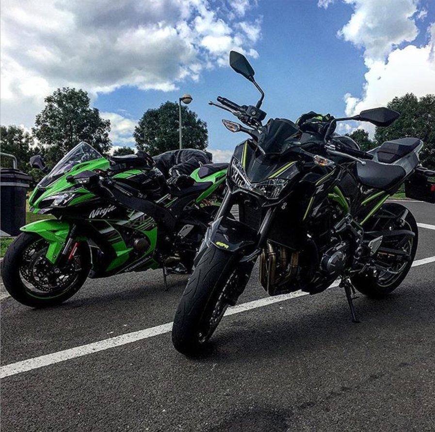 Tag a friend who also rides a Kawi. Photo: @antho_body
