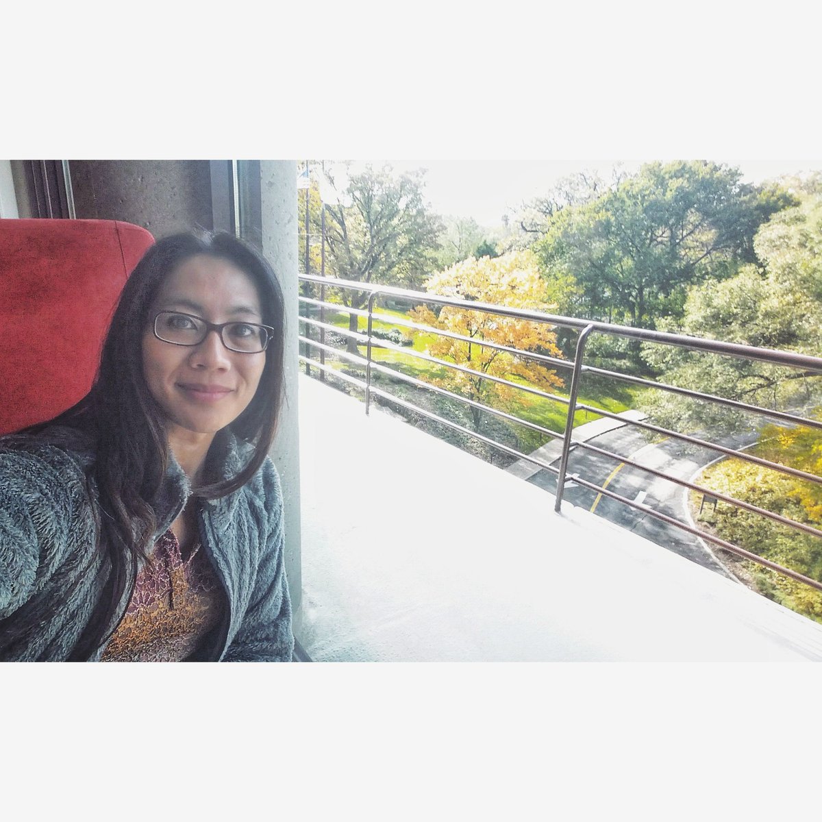 McDulceB's tweet photo. Soaking in my last fall season view at lunch at the headquarter's Arch restaurant.

#McDEmployee #imlovinit https://t.co/vr2kKW4Swz