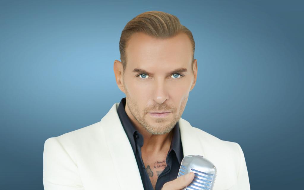 TheMirageLV's tweet photo. .@mattgoss brings his stunning show with a live band and dancers to 1 OAK Nightclub for an unforgettable experience. https://t.co/M4pvNQDV8C https://t.co/qlXcjjDqft