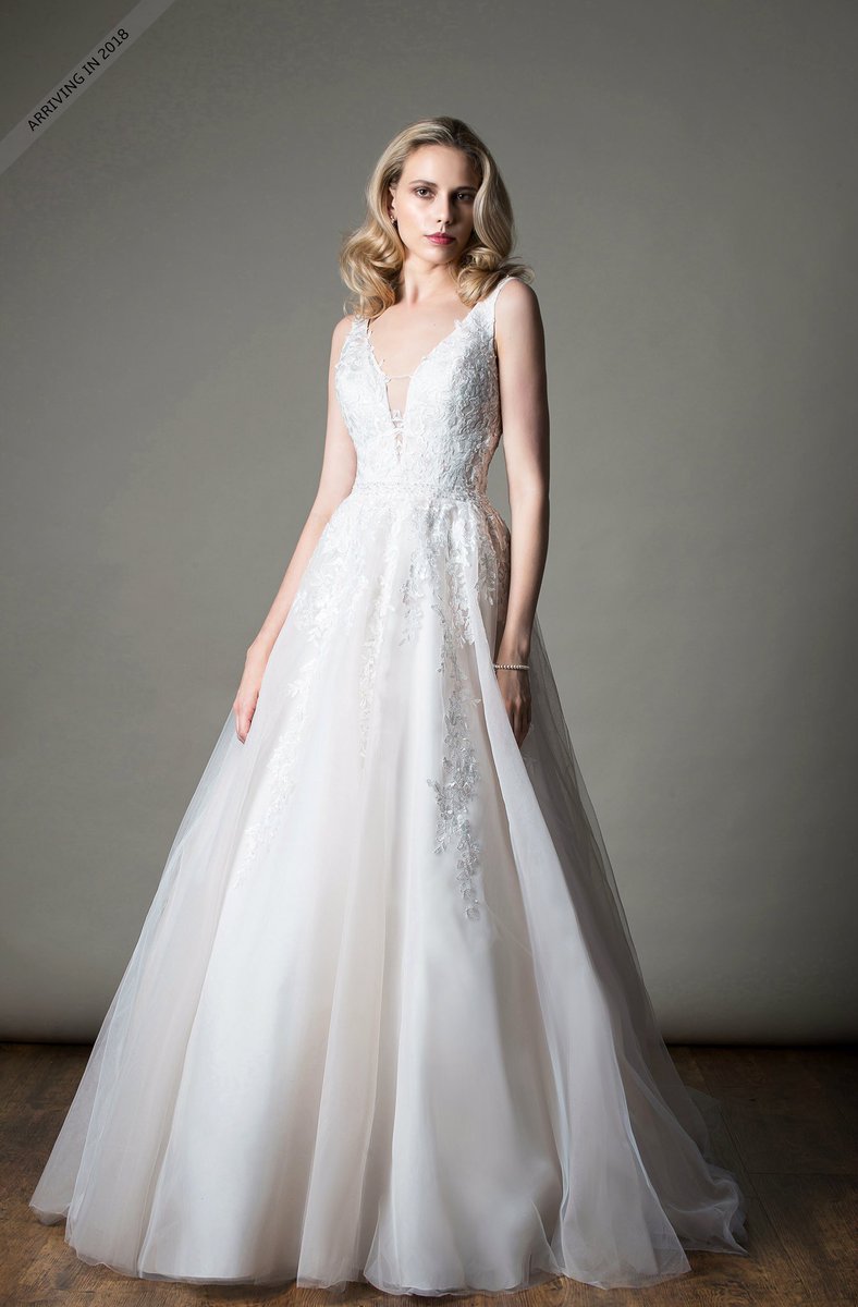hblossombridal's tweet photo. Hi #bridehour! The Chanelle #weddingdress by @miamiabrides is arriving with us in 2018 - beautiful full ball gown and deep v neckline 💛 xx https://t.co/aEHWKJ52ty
