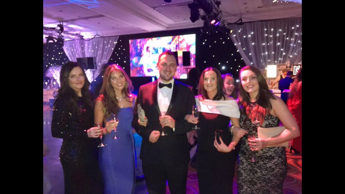 samcsherwin's tweet photo. Team Finance #PRIDEAwards2017 #MABPride #teampreem https://t.co/0DXvooBdWF
