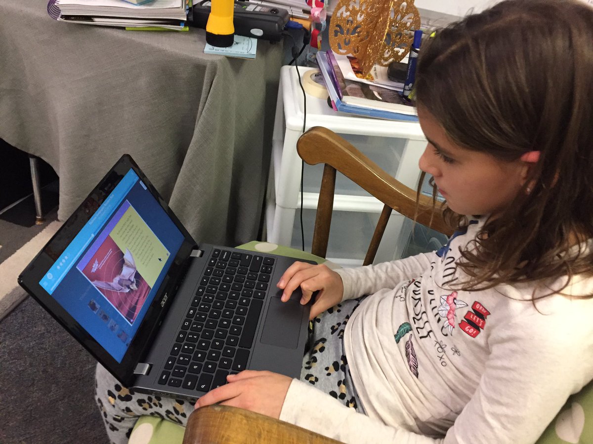 SundhInnovates's tweet photo. @wadelman8 @MrsVipondD70  @crenshaw1stD70 thanks for sharing about EPIC!We're using it for 🦇research- #collaborativeteachers #D70ShinyApple https://t.co/qlon7tJ3T0