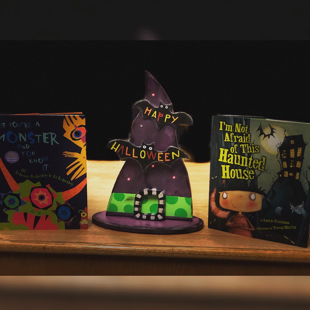 emilydnorthcutt's tweet photo. There are few things I enjoy more than sharing spooky stories at Halloween! 🎃👻 “Check out” these books for K-3. #kylchat #kyschoollibraries https://t.co/K62Biy5Un7
