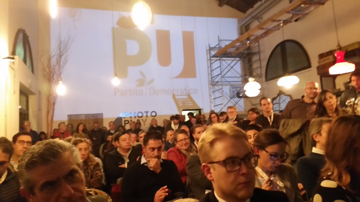 PollonJe's tweet photo. La bellissima comunità del #congressoPDPU! #avantiuniti per il futuro del @pdnetwork https://t.co/baVUg24MZM